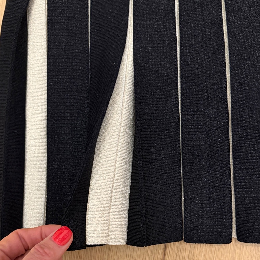 Retrofete Black Sleeveless Mini Dress with Gold Buttons Sixe Small - Picture 6 of 8